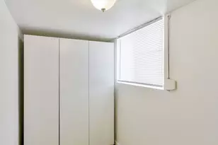 1921 E Gemini Dr, Tempe, AZ 85283 - Photo 34