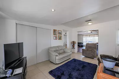 12238 N 105th Avenue, Sun City, AZ 85351 - Photo 10