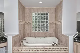 9154 E Charter Oak Dr, Scottsdale, AZ 85260 - Photo 18