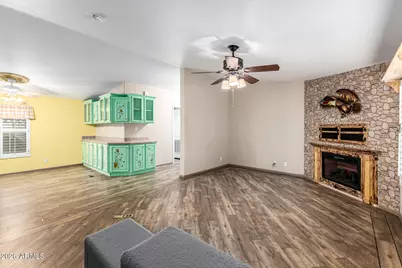 8601 N 103rd Avenue #208, Peoria, AZ 85345 - Photo 6