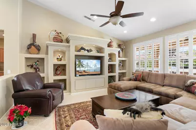 15807 W Silver Breeze Drive, Surprise, AZ 85374 - Photo 10