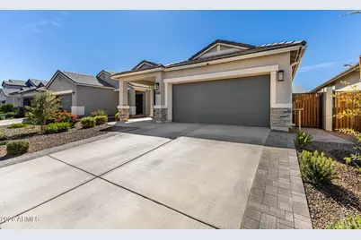 1977 W Shelly Avenue, Apache Junction, AZ 85120 - Photo 1