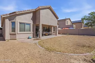 10429 W Sands Dr, Peoria, AZ 85383 - Photo 8