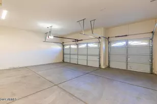 10429 W Sands Dr, Peoria, AZ 85383 - Photo 8