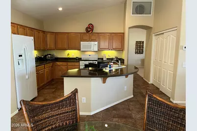 24521 S Rocky Brook Drive, Sun Lakes, AZ 85248 - Photo 4