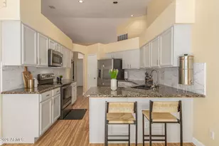 6071 W Shannon St, Chandler, AZ 85226 - Photo 10