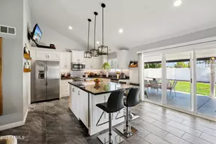 7243 S Alder Dr, Tempe, AZ 85283 - Photo 2