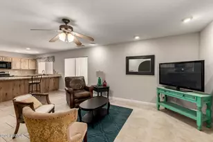 15810 N 30th Dr, Phoenix, AZ 85053 - Photo 12