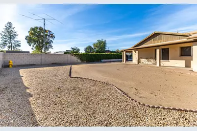 15810 N 30th Drive, Phoenix, AZ 85053 - Photo 28