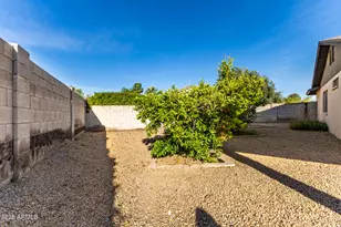 15810 N 30th Dr, Phoenix, AZ 85053 - Photo 32