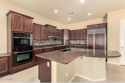 18322 W Sweet Acacia Drive, Goodyear, AZ 85338 - Photo 14