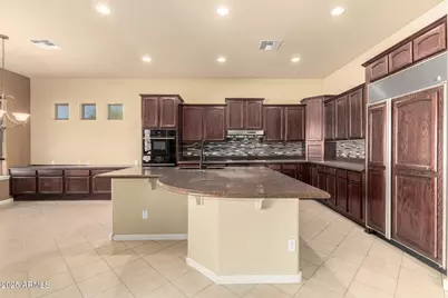 18322 W Sweet Acacia Drive, Goodyear, AZ 85338 - Photo 12