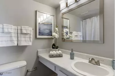 17031 N 11th Avenue #Jr1b, Phoenix, AZ 85023 - Photo 4