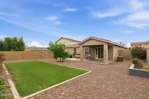 17646 W Maya Way, Surprise, AZ 85387 - Photo 22