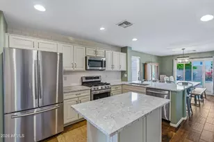 17646 W Maya Way, Surprise, AZ 85387 - Photo 10