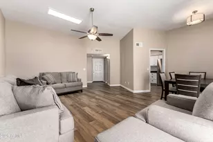 10921 W Coggins Dr, Sun City, AZ 85351 - Photo 10