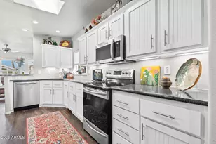 17200 W Bell Rd, Surprise, AZ 85374 - Photo 24