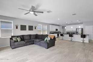 8503 W Peppertree Ln, Glendale, AZ 85305 - Photo 24