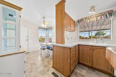 17200 W Bell Road #2251, Surprise, AZ 85374 - Photo 10