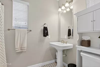 2060 S Agnes Lane, Gilbert, AZ 85295 - Photo 44