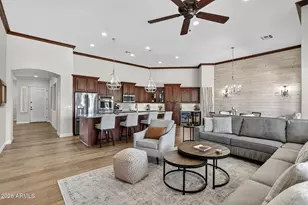 654 E Hampton Ct, Gilbert, AZ 85295 - Photo 8