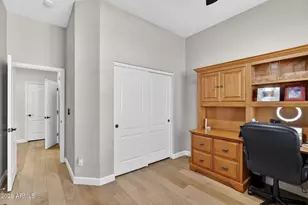 654 E Hampton Ct, Gilbert, AZ 85295 - Photo 36