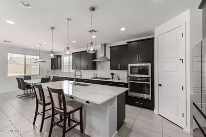 18612 W Butler Drive, Waddell, AZ 85355 - Photo 10