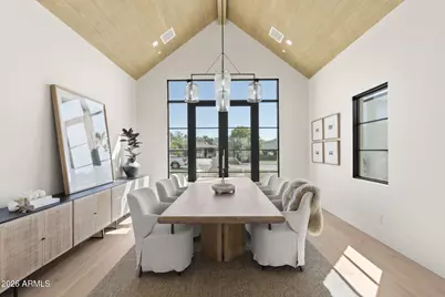 4220 N 57th Place, Phoenix, AZ 85018 - Photo 14