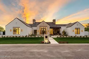 4220 N 57th Pl, Phoenix, AZ 85018 - Photo 1