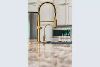 716 W Maddock Road, Phoenix, AZ 85086 - Photo 12