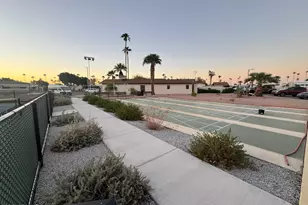 305 S Val Vista Dr, Mesa, AZ 85204 - Photo 16