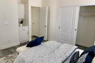 305 S Val Vista Dr, Mesa, AZ 85204 - Photo 10