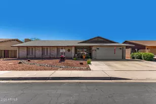 5825 W Sunnyslope Ln, Glendale, AZ 85302 - Photo 1