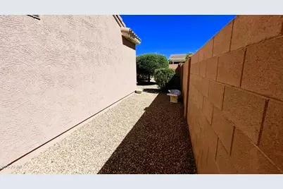 16452 W Century Plant Drive, Surprise, AZ 85387 - Photo 40