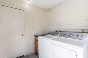 7045 E Wilshire Dr, Scottsdale, AZ 85257 - Photo 4