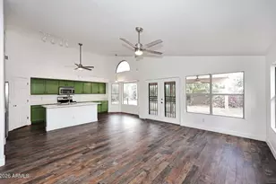 9920 N 57th Dr, Glendale, AZ 85302 - Photo 18