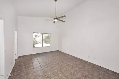 9920 N 57th Drive, Glendale, AZ 85302 - Photo 28