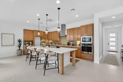 3651 E Constance Way, Phoenix, AZ 85042 - Photo 8