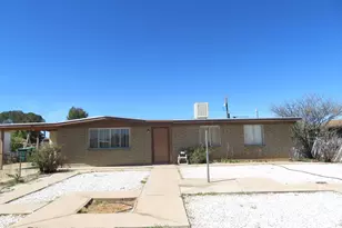 211 Dragoon St, Huachuca City, AZ 85616 - Photo 1