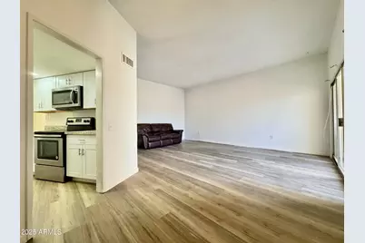 10949 W Coggins Drive, Sun City, AZ 85351 - Photo 4