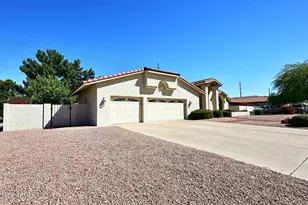 5402 E Shaw Butte Dr N, Scottsdale, AZ 85254 - Photo 4