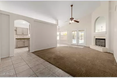 15022 S 46th Place, Phoenix, AZ 85044 - Photo 2