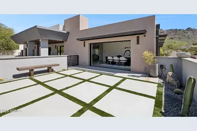 7501 N 21st Place, Phoenix, AZ 85020 - Photo 2