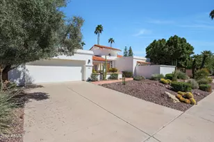 9916 E Topaz Dr, Scottsdale, AZ 85258 - Photo 2