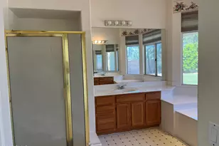 22415 N 71st Ln, Glendale, AZ 85310 - Photo 36