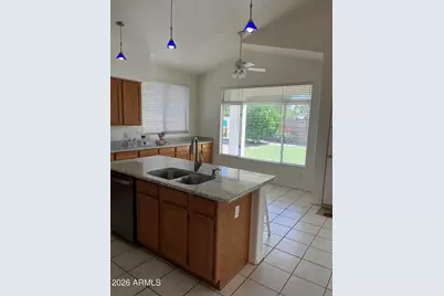 22415 N 71st Lane, Glendale, AZ 85310 - Photo 18