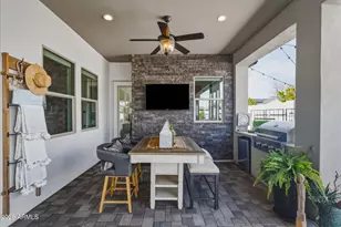 17306 W Wildwood St, Surprise, AZ 85388 - Photo 32