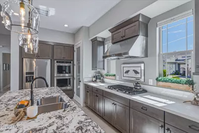 17306 W Wildwood Street, Surprise, AZ 85388 - Photo 10