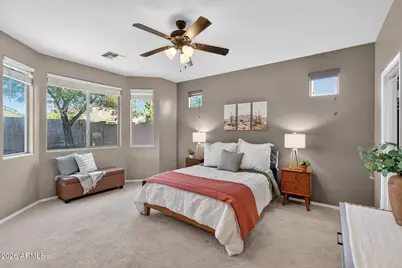 18440 W Surprise Farms Loop N, Surprise, AZ 85388 - Photo 16