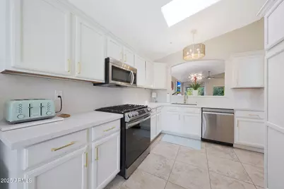 10392 E Penstamin Drive, Scottsdale, AZ 85255 - Photo 2